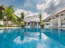 Villa Windu Asri, Pool